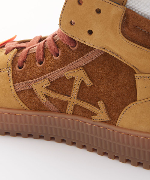off white（オフホワイト）の「OFF-WHITE “OFF-COURT SUEDE”スニーカー（スニーカー・メンズ・ライトブラウン・42/43/41/40）」の12枚目の写真