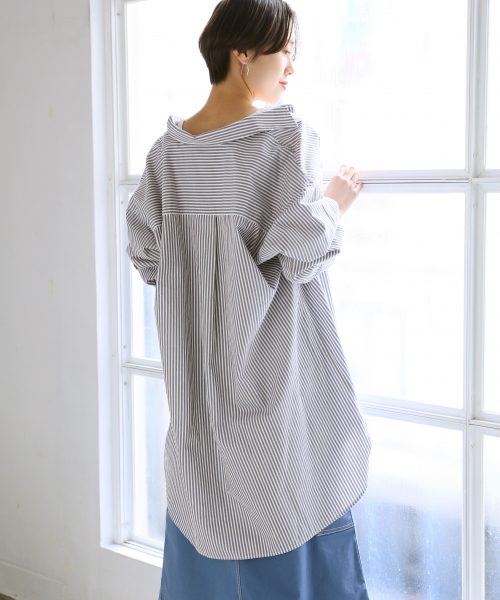 LOWRYS FARM（ローリーズファーム）の「チュニックシャツ　821452（シャツ/ブラウス・レディース・ベージュ/オフホワイト/ブルー系その他/ストライプ・FREE）」の7枚目の写真