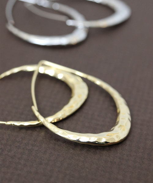 florist（フローリスト）の「大きめ槌目フックピアス（ピアス（両耳用）・レディース・ゴールド/シルバー・FREE）」の5枚目の写真