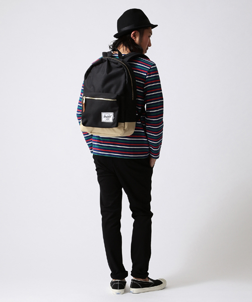 BEAMS（ビームス）の「Herschel×BEAMS / 別注 SETTLEMENT（バックパック/リュック・メンズ・ブラック/ネイビー/カモフラージュ/ブルー系その他/エメラルド/ブルー・ONE SIZE）」の9枚目の写真