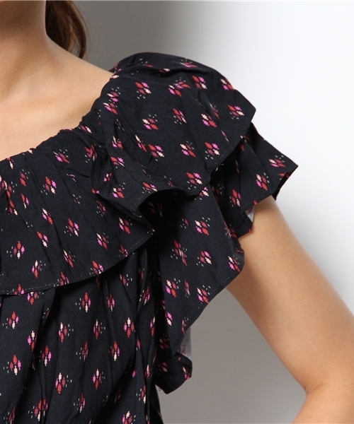 Kastane（カスタネ）の「【Kastane】プリント衿フリルブラウス（シャツ/ブラウス・レディース・ネイビー/ボルドー・FREE）」の7枚目の写真