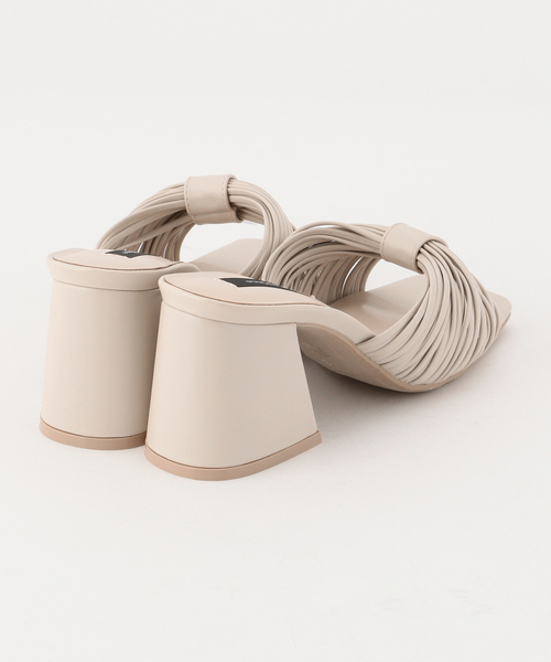 Tiara（ティアラ）の「スキニーストラップミュール（サンダル・レディース・ブラック/ライトベージュ・24.0cm/23.0cm）」の3枚目の写真