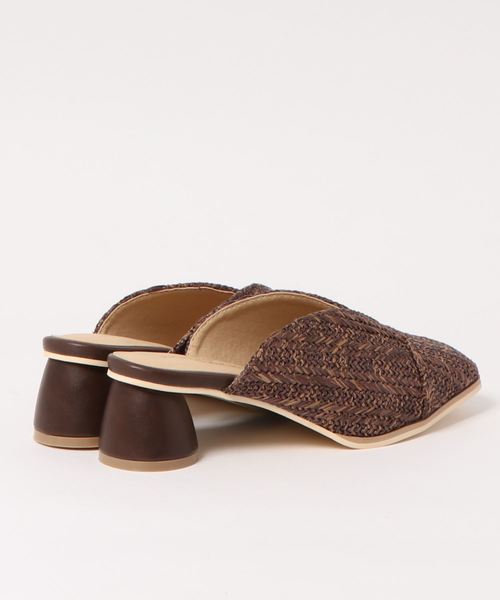 natural couture（ナチュラルクチュール）の「雑材Ｖカットミュール（その他シューズ・レディース・ブラウン/ベージュ・LARGE/MEDIUM）」の4枚目の写真