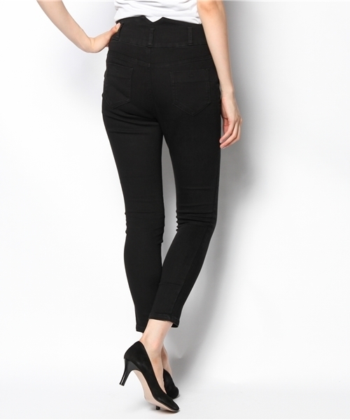 DISCOAT(ディスコート)の「【Discoat:NET限定サイズ展開アイテム】デニムハイウエストスキニー(デニムパンツ・レディース・オフホワイト/ネイビー/ブラック・MEDIUM/LARGE/SMALL/X-LARGE)」の9枚目の写真