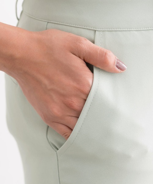 Pierrot（ピエロ）の「センタープレスセミフレアパンツ（その他パンツ・レディース・ホワイト/ブラック/ミント/ブルー系その他・S/M/L/XS）」の7枚目の写真