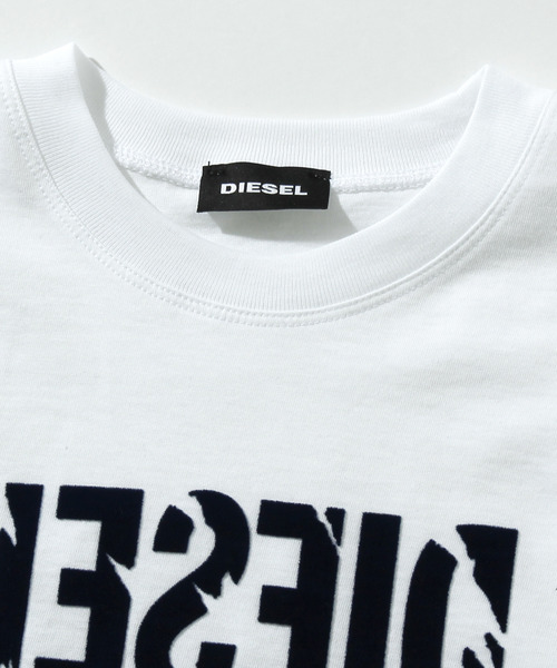 DIESEL（ディーゼル）の「DIESEL（ディーゼル）Kids & Junior ブランドロゴプリント半袖Tシャツカットソー（Tシャツ/カットソー・キッズ・ホワイト/ブラック/グレー/ブルー・4Y/6Y/8Y/10Y/12Y/14Y/16Y）」の18枚目の写真