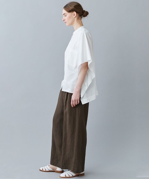 1er Arrondissement(プルミエアロンディスモン)の「綿サテンポンチョシャツ(シャツ/ブラウス・レディース・オフホワイト/グレイッシュベージュ/ベージュ・FREE)」の12枚目の写真