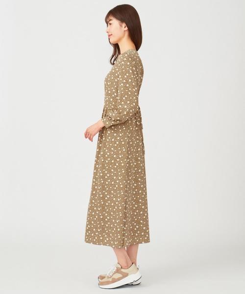 ANY SIS(エニィスィス)の「【洗える】フラワードットプリント ワンピース(ワンピース・レディース・ブラック系4/ブラウン系4・2)」の9枚目の写真