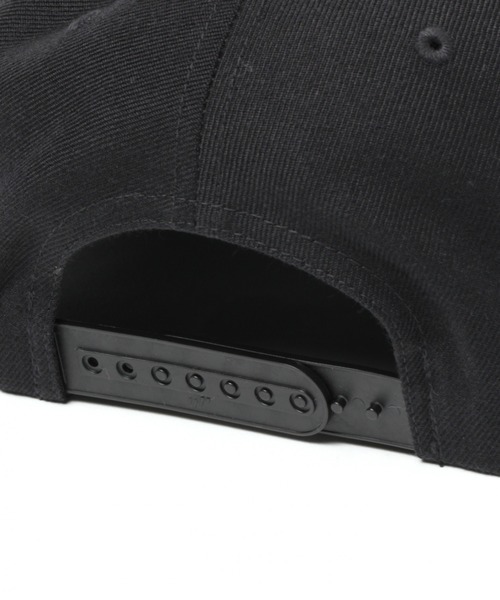 URBAN ISLAND SOCIETY（アーバンアイランドソサエティ）の「【URBAN ISLAND SOCIETY（アーバンアイランドソサエティ）】SNAP CAP（キャップ・メンズ・グレー/ブラック・FREE）」の4枚目の写真