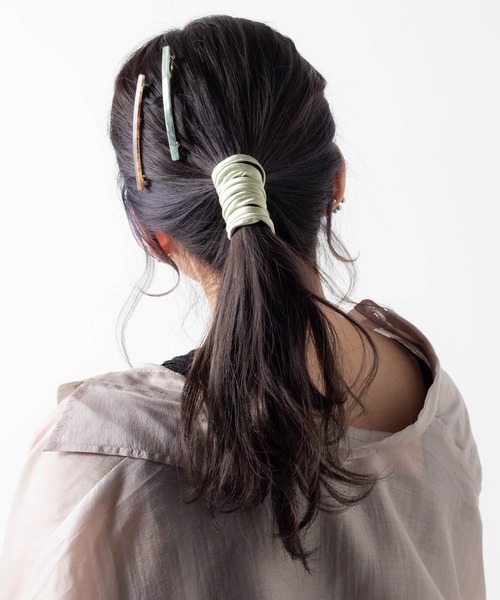 WEGO(ウィゴー)の「WEGO/ワイヤーポニー(ヘアゴム・レディース・グリーン/ライトピンク/ベージュ/ナチュラル/ライトパープル/オフホワイト・FREE)」の4枚目の写真