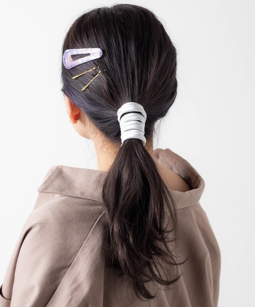 WEGO(ウィゴー)の「WEGO/ワイヤーポニー(ヘアゴム・レディース・グリーン/ライトピンク/ベージュ/ナチュラル/ライトパープル/オフホワイト・FREE)」の7枚目の写真