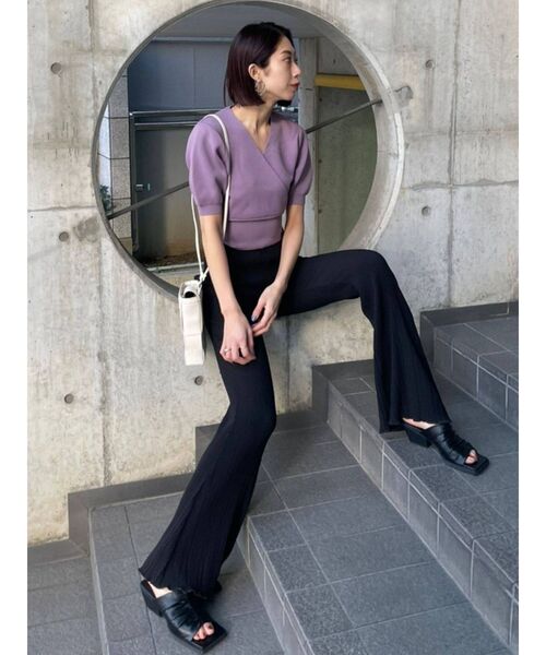 EMODA（エモダ）の「シャーリングスクエアサンダル（サンダル・レディース・ホワイト/ブラック・SMALL/MEDIUM/LARGE）」の8枚目の写真