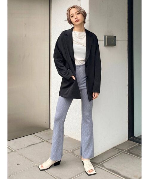 EMODA（エモダ）の「シャーリングスクエアサンダル（サンダル・レディース・ホワイト/ブラック・SMALL/MEDIUM/LARGE）」の9枚目の写真