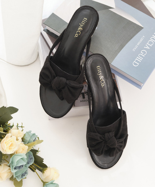 TITTY&CO.（ティティーアンドコー）の「リボンフラットサンダル（サンダル・レディース・ブラック/レッド/マルチ・SMALL/MEDIUM/LARGE）」の7枚目の写真