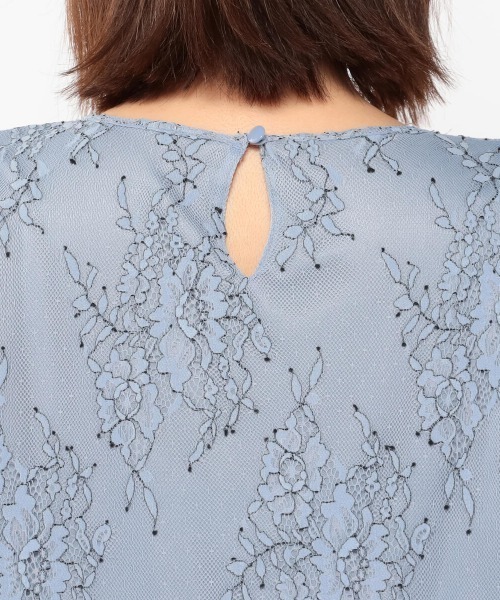 MEW'S REFINED CLOTHES(ミューズリファインドクローズ)の「総レース配色5分袖フレアブラウス(シャツ/ブラウス・レディース・キナリ/ブラック/ブルー・MEDIUM)」の8枚目の写真