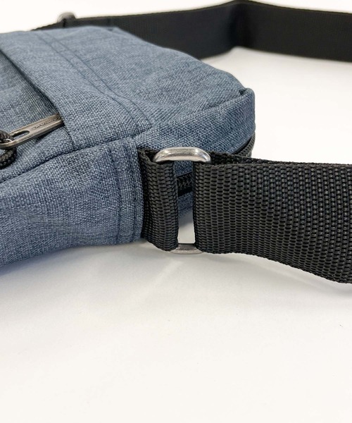 EASTPAK（イーストパック ）の「WEGO /EASTPAK THE ONE（ショルダーバッグ・メンズ・ブラック/ワイン/その他1/ダークインディゴブルー/ダークグレー/レッド/グリーン系その他/ブラック系その他/ライトグレー・FREE）」の10枚目の写真