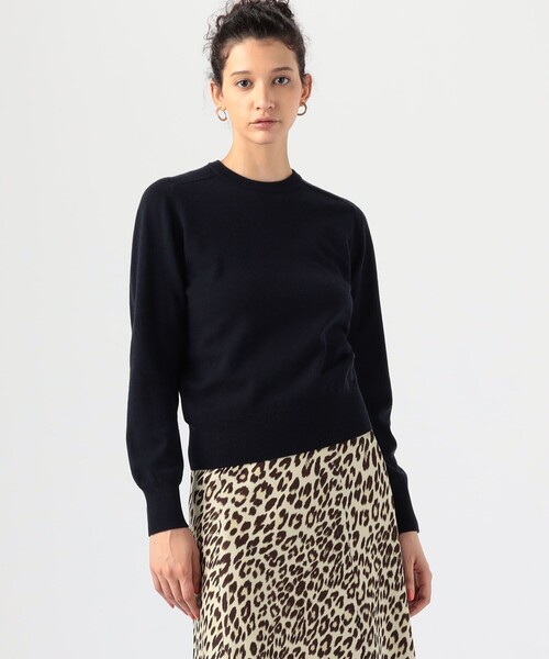 TOMORROWLAND （トゥモローランド）の「プレーンウール クルーネックプルオーバー（ニット/セーター・レディース・ライトグレー/ネイビー/レッド/ブルー/ボルドー/ライトベージュ/レッド系その他2・S/M）」の4枚目の写真