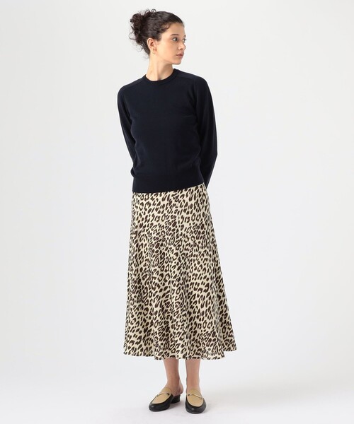 TOMORROWLAND （トゥモローランド）の「プレーンウール クルーネックプルオーバー（ニット/セーター・レディース・ライトグレー/ネイビー/レッド/ブルー/ボルドー/ライトベージュ/レッド系その他2・S/M）」の12枚目の写真