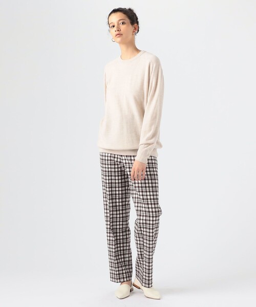 TOMORROWLAND （トゥモローランド）の「プレーンウール クルーネックプルオーバー（ニット/セーター・レディース・ライトグレー/ネイビー/レッド/ブルー/ボルドー/ライトベージュ/レッド系その他2・S/M）」の13枚目の写真