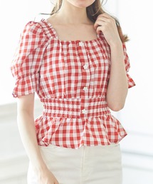 tocco closet（トッコ　クローゼット）の「フラワー飾り釦付きギンガムチェックシャーリングペプラムブラウス（シャツ/ブラウス）」