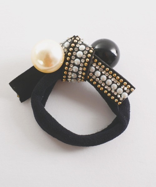 VIBGYOR Women（ヴィブジョー　ウィメン）の「【resonance】エレガンス パール スタッズデザイン ヘアゴム（ヘアゴム・レディース・ブラック系その他/ブラック系その他2/ブラック系その他3・FREE）」の11枚目の写真