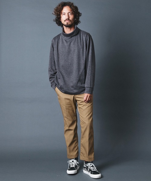 THE TWENTYSEVEN(ザ トゥエンティーセブン)の「The TWENTYSEVEN:ポンチルーズフィットタートルネックカットソー(Tシャツ/カットソー・メンズ・ホワイト/チャコールグレー/ブラック/ベージュ・S/M/L)」の16枚目の写真