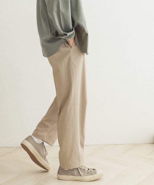 FORK&SPOON（フォークアンドスプーン）の「FORK&SPOON　リネンペグトップパンツ（その他パンツ・メンズ・ベージュ/チャコールグレー・5/4）」の2枚目の写真
