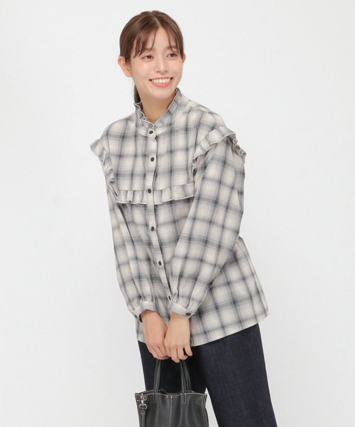 LBC(エルビーシー)の「オンブレチェックフリルブラウス(シャツ/ブラウス・レディース・ブラック/ベージュ・M/L)」の16枚目の写真