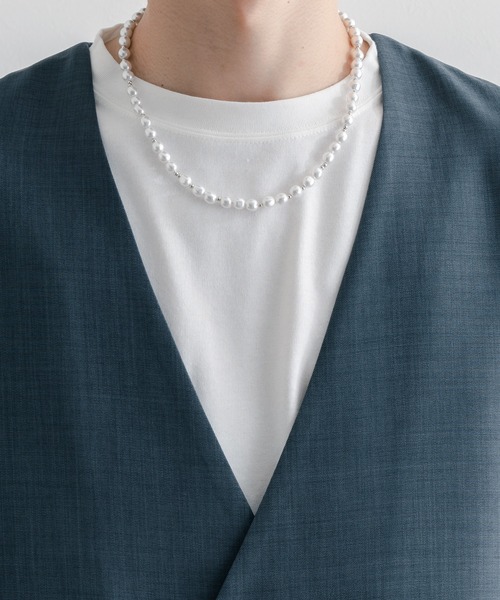 epnok(エプノック)の「ノーカラーダブルベスト/ジレ(ベスト・メンズ・ブラウン/グレイッシュブルー/ナチュラル・SMALL/MEDIUM/LARGE)」の17枚目の写真