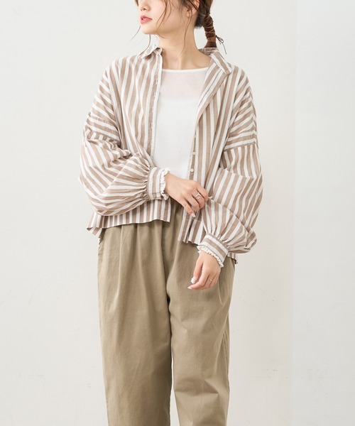 PUAL CE CIN（ピュアルセシン）の「先染めストライプ前開きブラウス（シャツ/ブラウス・レディース・ブラック/ブラウン/グリーン/ブルー・FREE）」の3枚目の写真