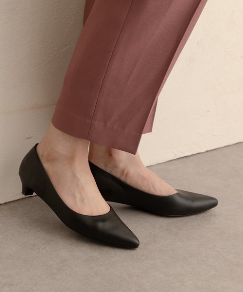 RODE SKO（ロデスコ）の「3センチポインテッドパンプス（パンプス・レディース・ブラック/アニマル/ベージュ系その他・38/36/37）」の2枚目の写真