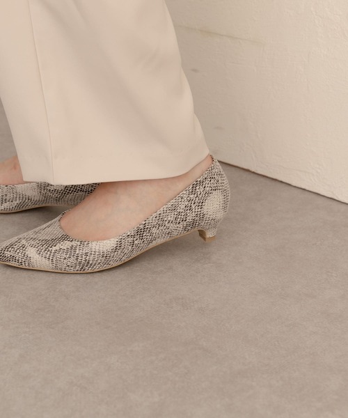 RODE SKO（ロデスコ）の「3センチポインテッドパンプス（パンプス・レディース・ブラック/アニマル/ベージュ系その他・38/36/37）」の16枚目の写真