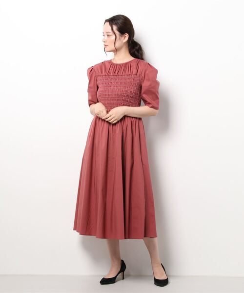 N.(N. Natural Beauty Basic)(エヌエヌナチュラルビューティーベーシック)の「シャーリングトップワンピース(ワンピース・レディース・ブラック/レッド/ブルー・MEDIUM)」の8枚目の写真