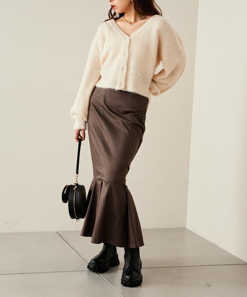 Chico(チコ)の「ショート丈モヘヤニットカーディガン(カーディガン/ボレロ・レディース・アイボリー/オレンジ/ベージュ/チャコールグレー/グレー・FREE)」の15枚目の写真