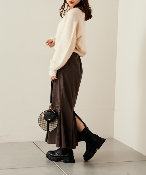 Chico(チコ)の「ショート丈モヘヤニットカーディガン(カーディガン/ボレロ・レディース・アイボリー/オレンジ/ベージュ/チャコールグレー/グレー・FREE)」の16枚目の写真