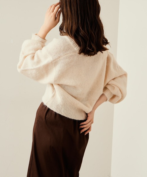 Chico(チコ)の「ショート丈モヘヤニットカーディガン(カーディガン/ボレロ・レディース・アイボリー/オレンジ/ベージュ/チャコールグレー/グレー・FREE)」の14枚目の写真