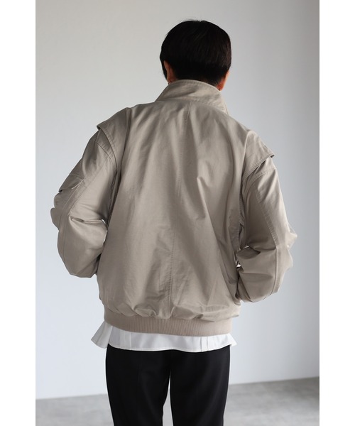 CREARE -LINO-（クレアーレリノ）の「オーバーサイズ BIGポケット MA-1 <ユニセックス>（MA-1・メンズ・ブラック/ライトベージュ/カーキ・M/L）」の15枚目の写真