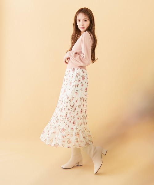 BE RADIANCE(ビーラディエンス)の「フラワープリーツドッキングワンピース(ワンピース・レディース・アイボリー/ピンク/ピンクベージュ・FREE)」の3枚目の写真