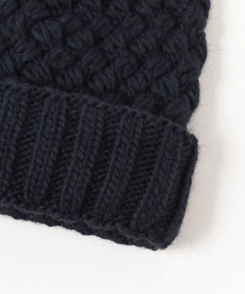 International Gallery BEAMS（インターナショナルギャラリービームス）の「IG / ケーブルニットキャップ（ニットキャップ/ビーニー・メンズ・ブラック/ダークブラウン/ネイビー/オフホワイト・ONE SIZE）」の9枚目の写真
