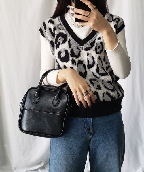 me+em select（ミームセレクト）の「レオパードジャガードニットベスト（ベスト・レディース・モカ/グレー/ブラック・FREE）」の2枚目の写真