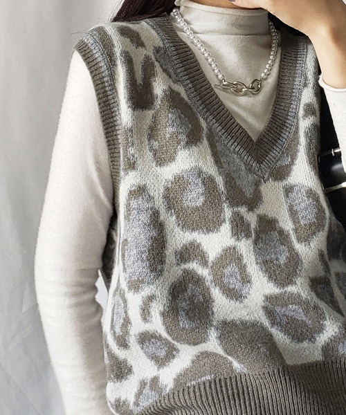 me+em select（ミームセレクト）の「レオパードジャガードニットベスト（ベスト・レディース・モカ/グレー/ブラック・FREE）」の20枚目の写真
