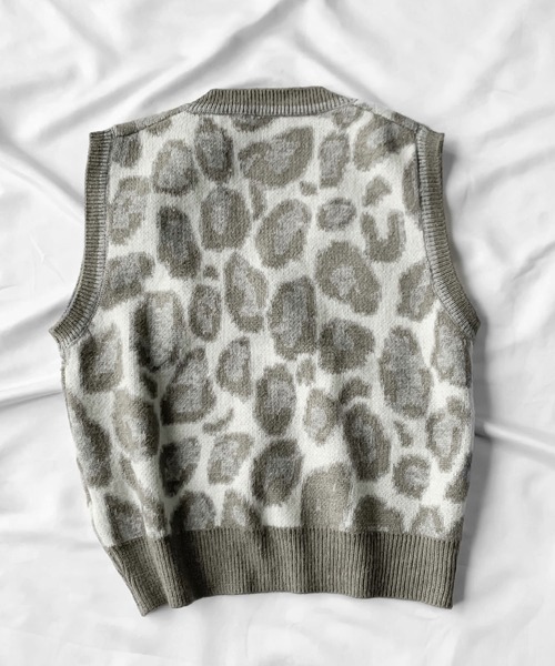me+em select（ミームセレクト）の「レオパードジャガードニットベスト（ベスト・レディース・モカ/グレー/ブラック・FREE）」の11枚目の写真
