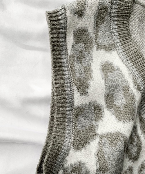 me+em select（ミームセレクト）の「レオパードジャガードニットベスト（ベスト・レディース・モカ/グレー/ブラック・FREE）」の13枚目の写真