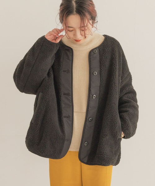 ITEMS URBANRESEARCH(アイテムズ アーバンリサーチ)の「リバーシブルボアジャケット(その他アウター・レディース・ブラック/ライトカーキ/オフホワイト・FREE)」の3枚目の写真