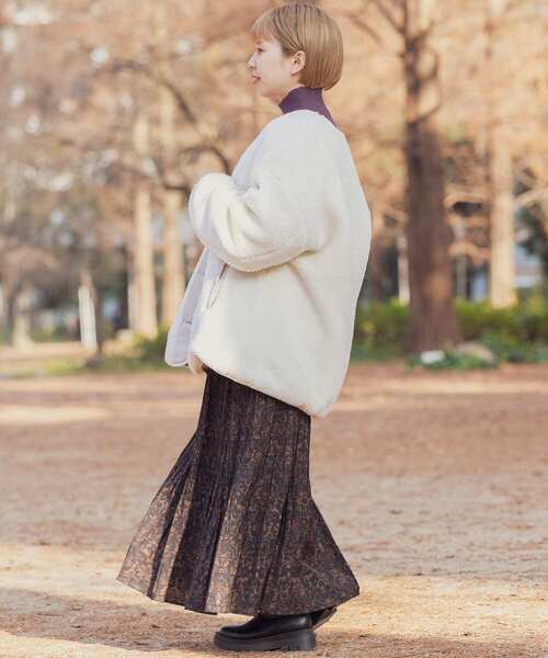 ITEMS URBANRESEARCH(アイテムズ アーバンリサーチ)の「リバーシブルボアジャケット(その他アウター・レディース・ブラック/ライトカーキ/オフホワイト・FREE)」の21枚目の写真