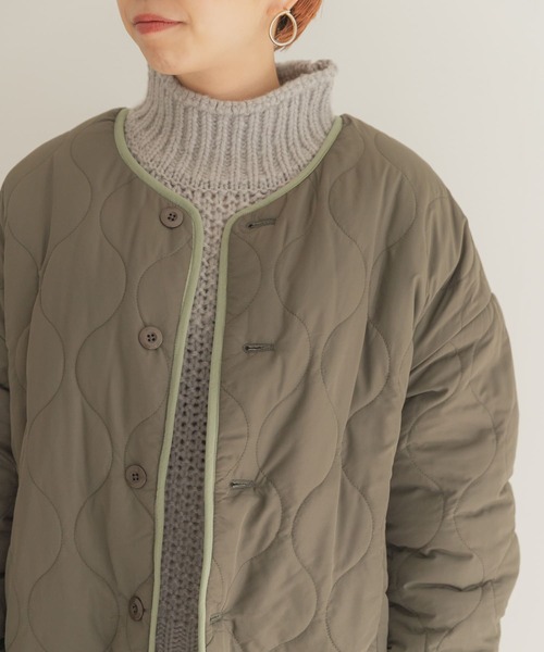 ITEMS URBANRESEARCH(アイテムズ アーバンリサーチ)の「リバーシブルボアジャケット(その他アウター・レディース・ブラック/ライトカーキ/オフホワイト・FREE)」の9枚目の写真