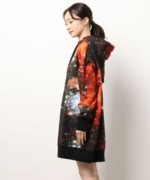ヴィヴィアンウエストウッド魔女フードワンピース Vivienne Westwood（ヴィヴィアンウエストウッド）の「GALAXY