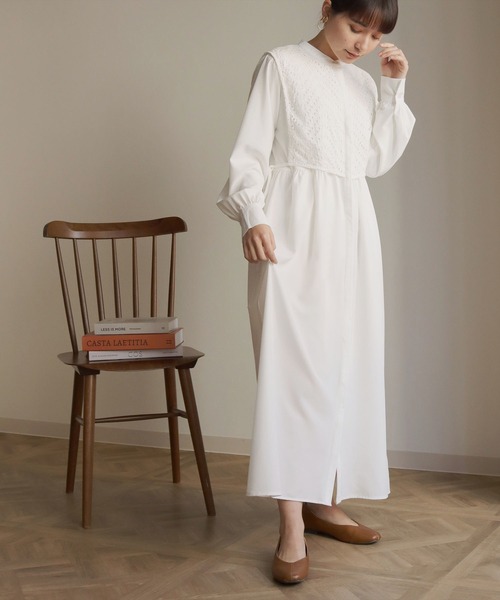 HER CLOSET（ハークローゼット）の「【shemoshelly】ケープレイヤードシャツワンピース（シャツワンピース・レディース・ホワイト/ブラック/モカ/グレイッシュベージュ・M）」の10枚目の写真