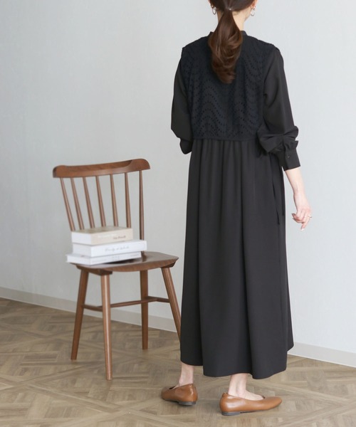 HER CLOSET（ハークローゼット）の「【shemoshelly】ケープレイヤードシャツワンピース（シャツワンピース・レディース・ホワイト/ブラック/モカ/グレイッシュベージュ・M）」の21枚目の写真