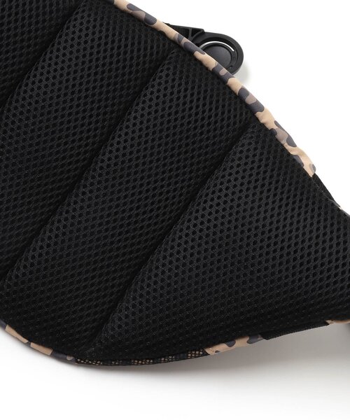 BREEZE（ブリーズ）の「ボディバッグ（ボディバッグ/ウエストポーチ・キッズ・ベージュ/ネイビー・FREE）」の6枚目の写真